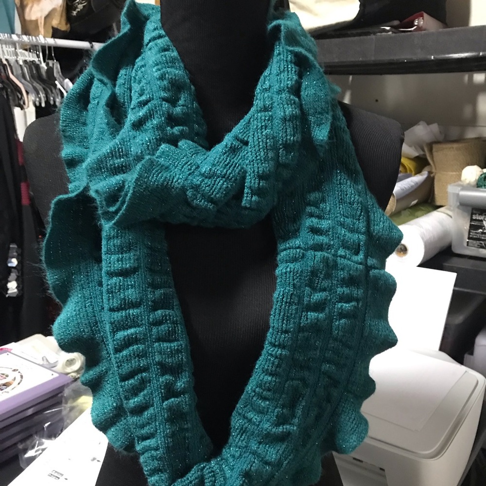 Infinity Scarf - Picture 5 of 5